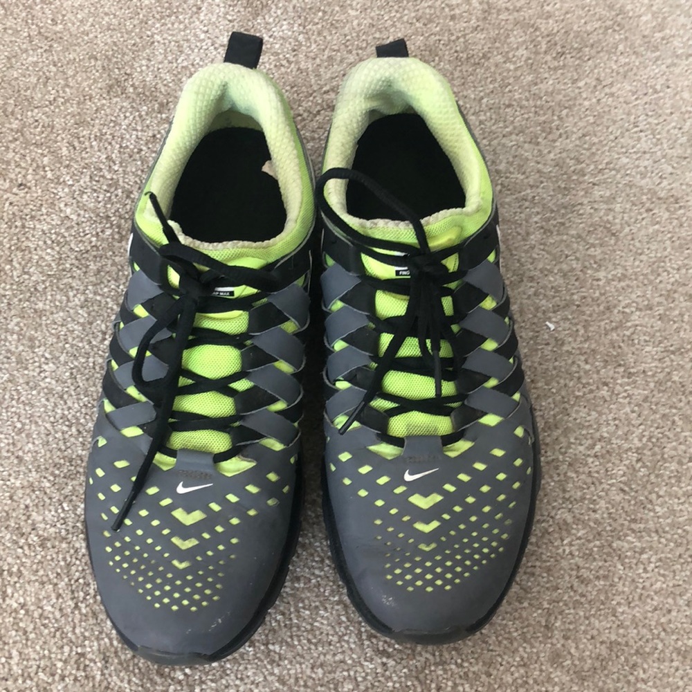 Men’s Nike shoes